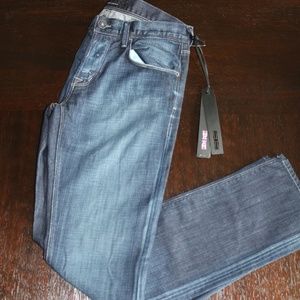 BRAND NEW! Hudson Jeans Straight Fit Size 31
